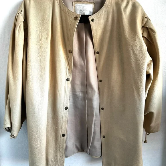 Vintage 80s 90s New Zealand Beige Snap Button-Front Boutique Leather Jacket